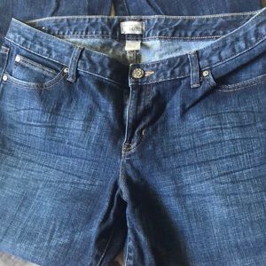Woman’s gap jean